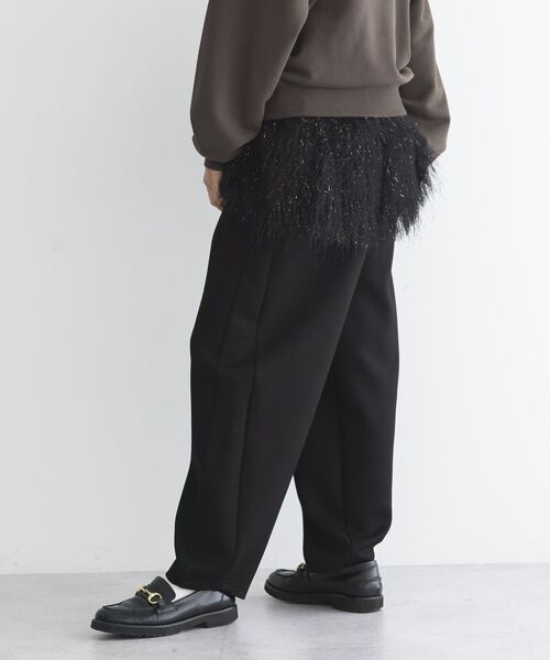 GARAGE OF GOOD CLOTHING（ガレージオブグッドクロージング）の「フェザーショート丈スカート（スカート・レディース・ブラック・FREE）」の5枚目の写真