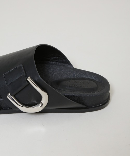 NANO universe（ナノユニバース）の「バックルモチーフカバーサンダル（サンダル・レディース・ブラック/シルバー・38/37/36）」の6枚目の写真