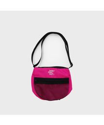 BETTER THAN SURF（ベターザンサーフ）の「MESH POCKET CROSS BAG - HOT PINK（メッセンジャーバッグ）」