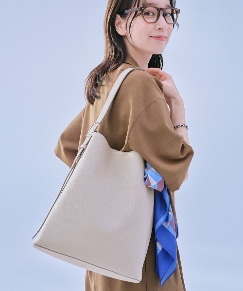 ROPE' PICNIC(ロペピクニック)の「幾何学柄スカーフ 90cm(バンダナ/スカーフ・レディース・ベージュ系その他/ブルー系その他4・FREE)」の21枚目の写真