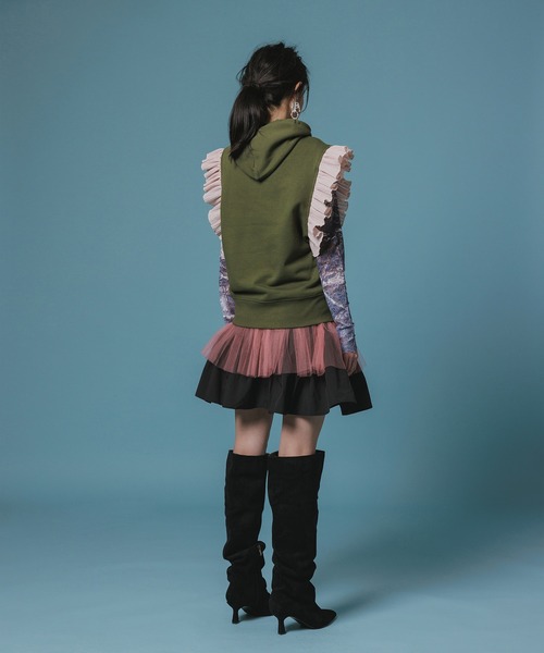 NON TOKYO（ノントーキョー）の「Disney 『Snow White』 NON TOKYO 　FRILL SLEEVE HOODIE（パーカー・レディース・ブラック/カーキ・FREE）」の9枚目の写真