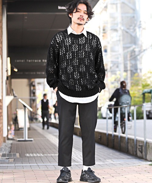 LUXSTYLE(ラグスタイル)の「テープヤーンレース編みニット(ニット/セーター・メンズ・グレー/ブラック・L/M)」の5枚目の写真