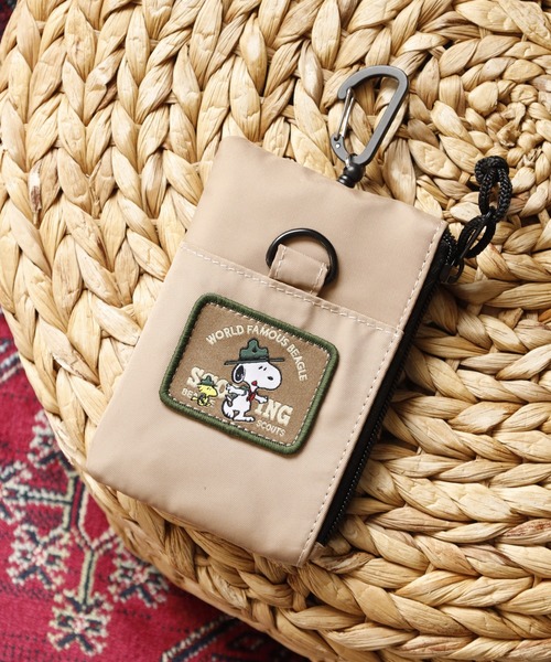 FUNALIVE（ファンアライブ）の「SNOOPY スヌーピー パスポーチ RE-PET リール付き（パスケース・レディース・グレー/ベージュ・FREE）」の3枚目の写真