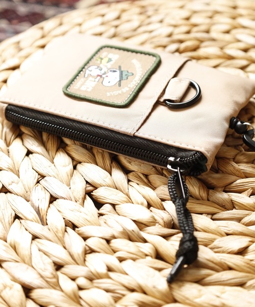 FUNALIVE（ファンアライブ）の「SNOOPY スヌーピー パスポーチ RE-PET リール付き（パスケース・レディース・グレー/ベージュ・FREE）」の11枚目の写真