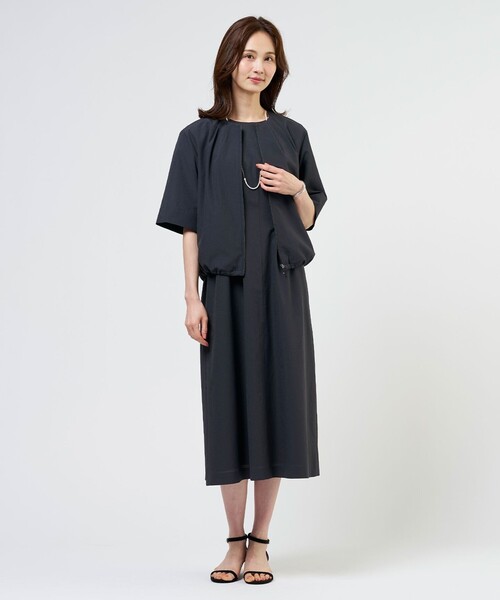 J.PRESS Ladies(J.プレス レディス)の「【季節の変わり目に】アキハ BREEZE COOL ノーカラー ブルゾン(ブルゾン・レディース・ライトグレー系/グレー系/ブラウン系・XS)」の9枚目の写真