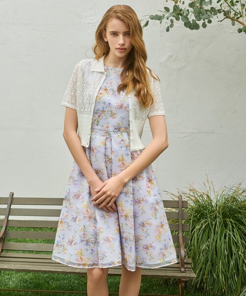TOCCA（トッカ）の「SPIDER LACE KNIT レースニットカーディガン（カーディガン/ボレロ・レディース・アイボリー系/ブラック系・SMALL/MEDIUM）」の9枚目の写真