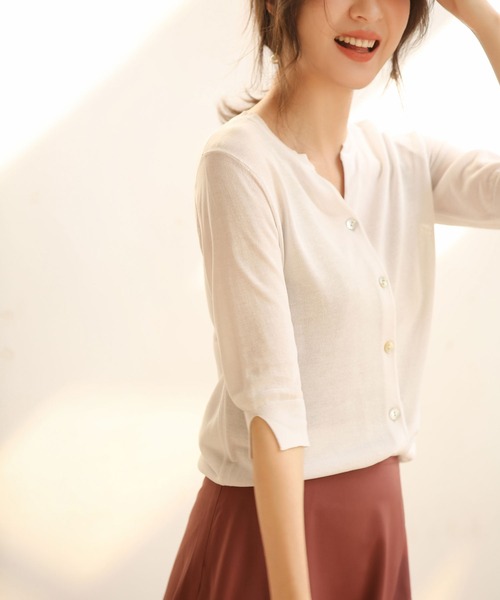 DRESS PLUS（ドレスプラス）の「【接触冷感】スキッパーネックサマーニットカーディガン（カーディガン/ボレロ・レディース・ブラック/チャコールグレー/ブルー/ホワイト/グリーン/ラベンダー/ベージュ/ネイビー/パープル・M/L）」の14枚目の写真