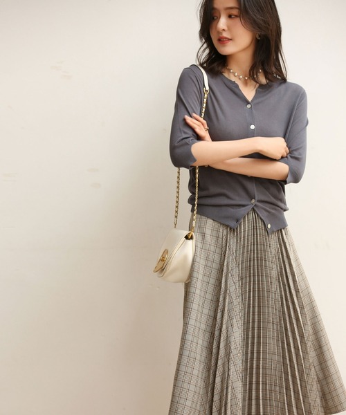 DRESS PLUS（ドレスプラス）の「【接触冷感】スキッパーネックサマーニットカーディガン（カーディガン/ボレロ・レディース・ブラック/チャコールグレー/ブルー/ホワイト/グリーン/ラベンダー/ベージュ/ネイビー/パープル・M/L）」の19枚目の写真