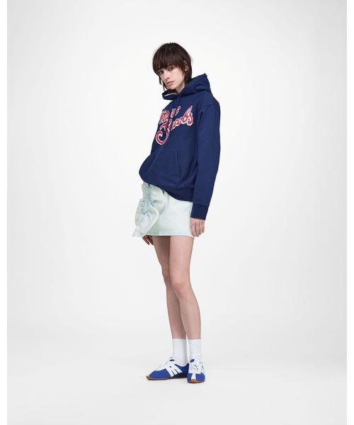 MARC JACOBS(マークジェイコブス)の「【NEW】MARC LOGO HOODIE/マーク ロゴ フーディー(パーカー・レディース・ネイビー・M/S/XS)」の4枚目の写真