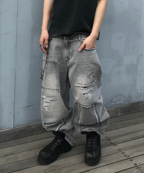 KICHUL(キチョル)の「Square Patch Cut Wide Denim Pants (Light Grey)(デニムパンツ・レディース・その他・SMALL/MEDIUM/LARGE)」の1枚目の写真