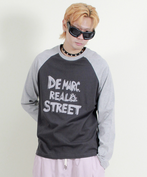 DEMARC(ドゥマーク)の「テキストラグラン配色長袖Tシャツグレー&チャコール(Tシャツ/カットソー・メンズ・その他・MEDIUM/LARGE)」の7枚目の写真