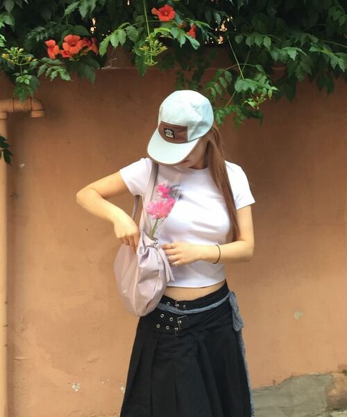 S'EST(エスイーエスティー)の「Shine Slim T-shirts White(Tシャツ/カットソー・レディース・ホワイト・FREE/SMALL)」の4枚目の写真