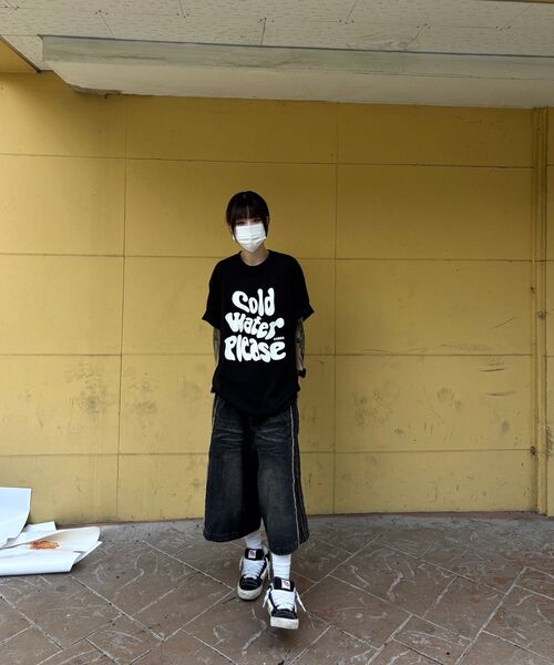 URBANAGE(アーバンエイジ)の「コールドウォータープリーズ オーバー半袖_ブラック(Tシャツ/カットソー・レディース・その他・MEDIUM/LARGE)」の12枚目の写真