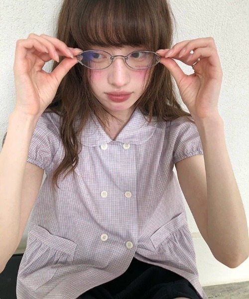 GEMEDA(ジェメダ)の「ダブルボタンチェックペプラムブラウス(シャツ/ブラウス・レディース・ピンク/ネイビー・M)」の3枚目の写真