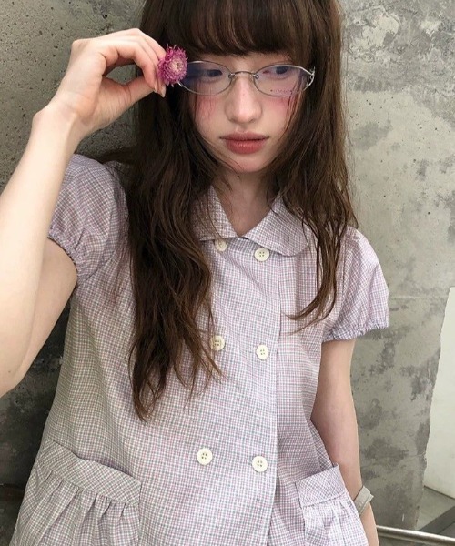 GEMEDA(ジェメダ)の「ダブルボタンチェックペプラムブラウス(シャツ/ブラウス・レディース・ピンク/ネイビー・M)」の4枚目の写真