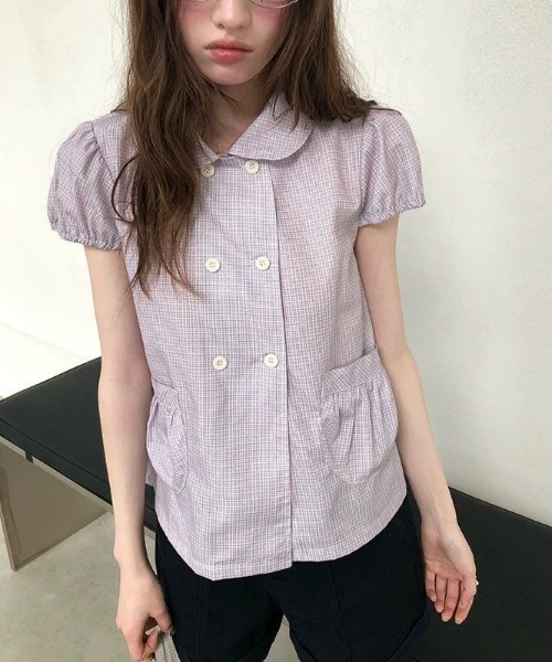 GEMEDA(ジェメダ)の「ダブルボタンチェックペプラムブラウス(シャツ/ブラウス・レディース・ピンク/ネイビー・M)」の6枚目の写真