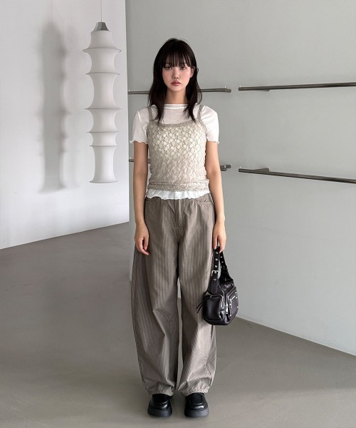 4INT.(フォイント)の「【2ピースSET / 単体 or レイヤード】レース キャミソール 無地 半袖 Tシャツ(Tシャツ/カットソー・レディース・ブラック/グレー/ホワイト・FREE)」の21枚目の写真