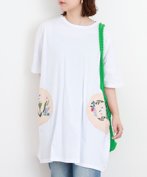 Emago(イマゴ)の「EMAGO ポケット刺繍チュニック 半端袖(チュニック・レディース・ネイビー/ホワイト・FREE)」の1枚目の写真