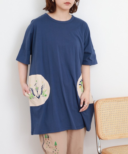 Emago(イマゴ)の「EMAGO ポケット刺繍チュニック 半端袖(チュニック・レディース・ネイビー/ホワイト・FREE)」の11枚目の写真