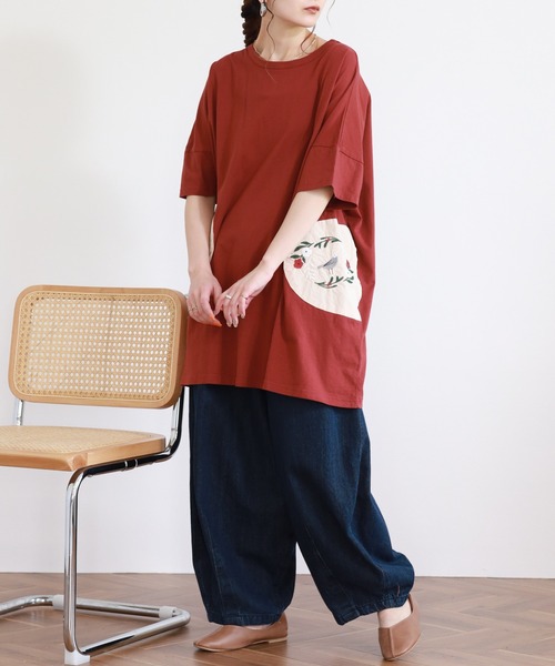 Emago(イマゴ)の「EMAGO ポケット刺繍チュニック 半端袖(チュニック・レディース・ネイビー/ホワイト・FREE)」の21枚目の写真