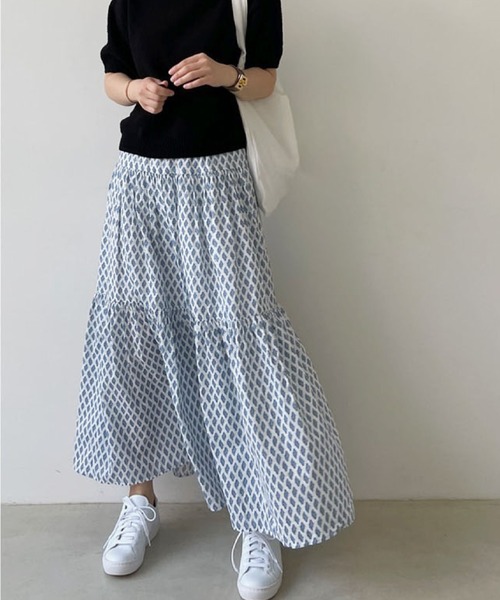 2ly2（トゥーリートゥー）の「総柄ティアードロングスカート フレアスカート ウエストゴム マキシ丈（スカート・レディース・グリーン/ホワイト・FREE）」の20枚目の写真