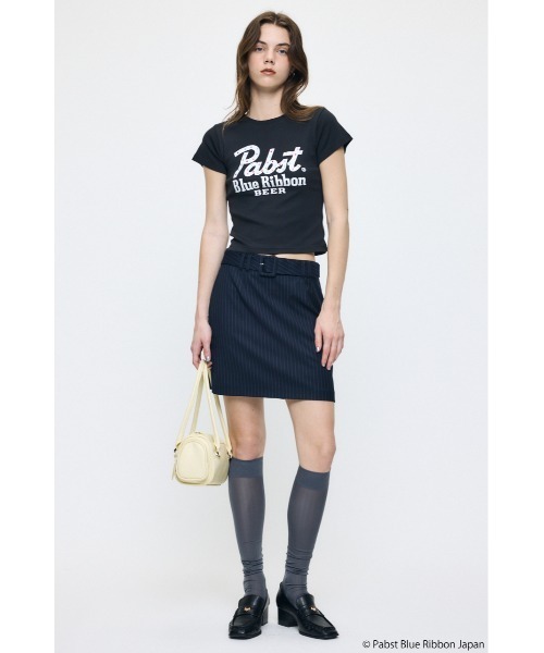 MOUSSY(マウジー)の「PABST CURSIVE LOGO Tシャツ(Tシャツ/カットソー・レディース・ブラック/レッド/ホワイト/ライトブルー・FREE)」の6枚目の写真
