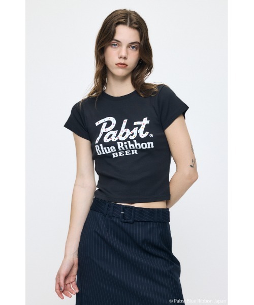 MOUSSY(マウジー)の「PABST CURSIVE LOGO Tシャツ(Tシャツ/カットソー・レディース・ブラック/レッド/ホワイト/ライトブルー・FREE)」の8枚目の写真