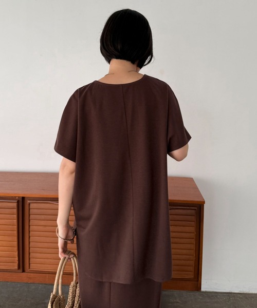 Doux archives（ドゥアルシーヴ）の「とろみＶネックカットソートップス（Tシャツ/カットソー・レディース・ブラウン/チャコールグレー/モカ・FREE）」の12枚目の写真