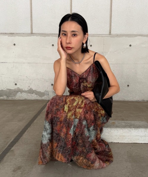 Ameri(アメリ)の「WOVEN PATTERN FLOWER DRESS(ドレス・レディース・ブラウン/ネイビー・SMALL/MEDIUM)」の10枚目の写真