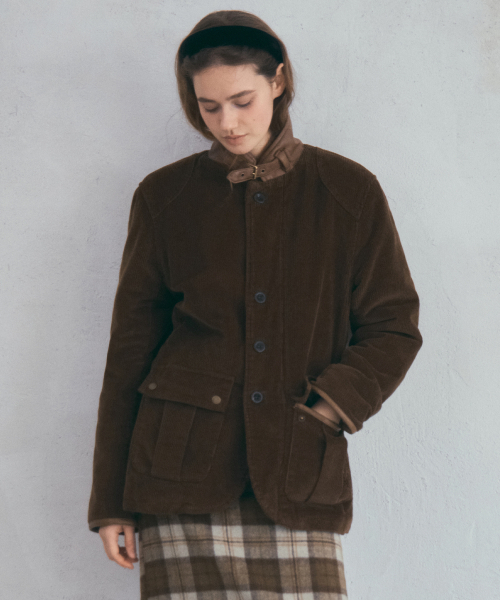OURNOSTALGIA(アワー ノスタルジア)の「Vintage Corduroy Hunting Jacket_Brown (OC25-OT06)(ミリタリージャケット・レディース・ブラウン・MEDIUM/SMALL)」の1枚目の写真