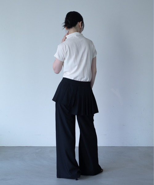 VACANCY(ヴァカンシー)の「シャーリングJQフレンチスリーブトップス(Tシャツ/カットソー・レディース・ブラック/ホワイト・FREE)」の18枚目の写真