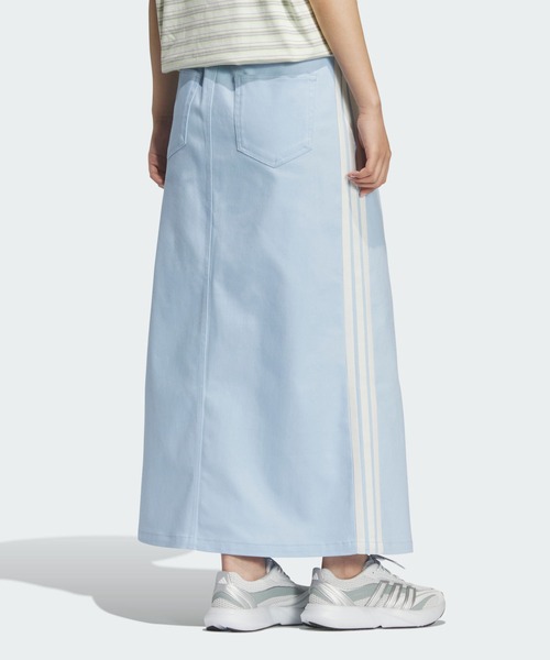 adidas(アディダス)の「スタジアム クローム デニム ルーズフィット スカート / アディダス adidas(スカート・レディース・ブルー・X-LARGE/XX-LARGE/LARGE/SMALL/MEDIUM)」の2枚目の写真