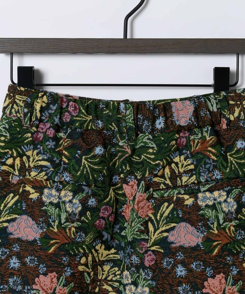 eL(エル)の「【eL】Gobelin Mini Skirt/1066479(スカート・レディース・ブラック系その他/ホワイト系その他・FREE)」の9枚目の写真