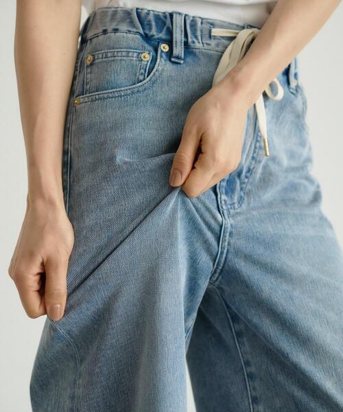 cloenc(クロエンス)の「【8サイズ展開/トールサイズ】DeniMoove ライトデニム イージーパンツ 360°ストレッチ(デニムパンツ・レディース・ブルー/ネイビー・00/01/02/03/90/91/92/93)」の4枚目の写真