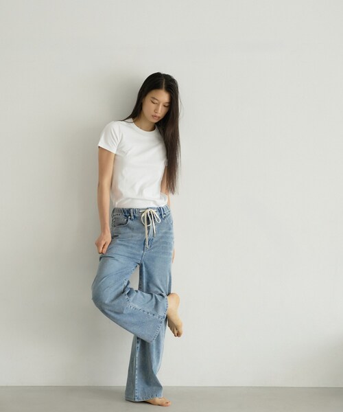 cloenc(クロエンス)の「【8サイズ展開/トールサイズ】DeniMoove ライトデニム イージーパンツ 360°ストレッチ(デニムパンツ・レディース・ブルー/ネイビー・00/01/02/03/90/91/92/93)」の5枚目の写真