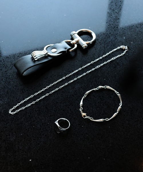 LUENNA(ルエナ)の「【LUENNA】Genuine Leather Minimal Key Holder / レザーミニマルキーホルダー(キーケース/キーアクセサリー・メンズ・ブラック・FREE)」の13枚目の写真