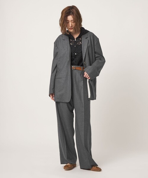 conte(コンテ)の「<conte>コインポケット タック ワイドパンツ(スラックス・レディース・ベージュ/ダークグレー・36/38)」の4枚目の写真