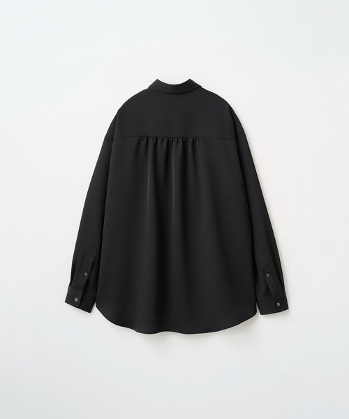 Juha(ユハ)の「DRAPED VAREUSE SHIRT(シャツ/ブラウス・メンズ・カーキ/ブラック・3/4)」の12枚目の写真