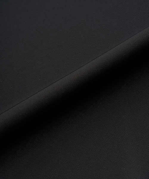 Juha(ユハ)の「DRAPED VAREUSE SHIRT(シャツ/ブラウス・メンズ・カーキ/ブラック・3/4)」の13枚目の写真