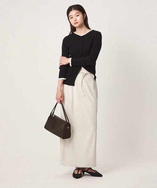 green label relaxing(グリーンレーベルリラクシング)の「<GLR_MINE>ベロア Iライン スカート(スカート・レディース・オフホワイト/ダークブラウン・36/38)」の21枚目の写真