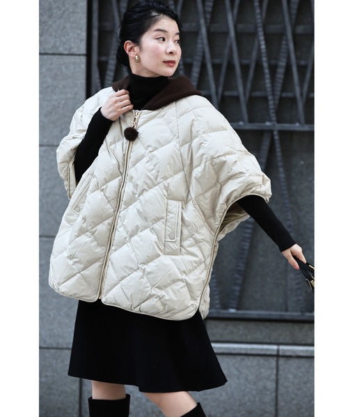 cawaii(カワイイ)の「ダウンのケープ(ダウンジャケット/コート・レディース・ベージュ/ホワイト・M/S)」の16枚目の写真