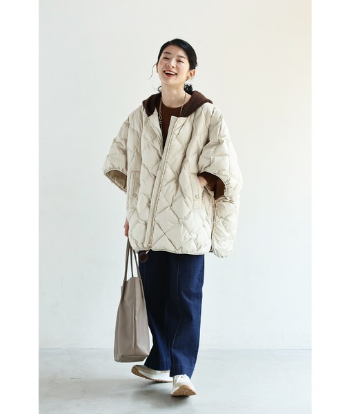 cawaii(カワイイ)の「ダウンのケープ(ダウンジャケット/コート・レディース・ベージュ/ホワイト・M/S)」の18枚目の写真
