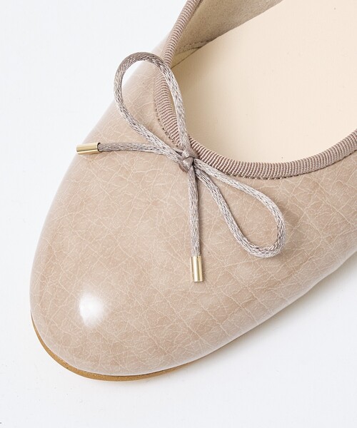 Au BANNISTER(オゥバニスター)の「【made in JAPAN】バレエシューズ(バレエシューズ・レディース・シルバー/ブラック/ブラック系その他3/グレイッシュベージュ・38/37/36/35/40/39)」の12枚目の写真