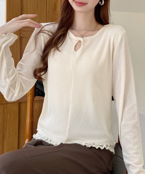Ada.(エイダ)の「フロントねじり メロウ キーホール ロングスリーブ カットソー(Tシャツ/カットソー・レディース・ブラック/グレー/ピンク/アイボリー・FREE)」の1枚目の写真
