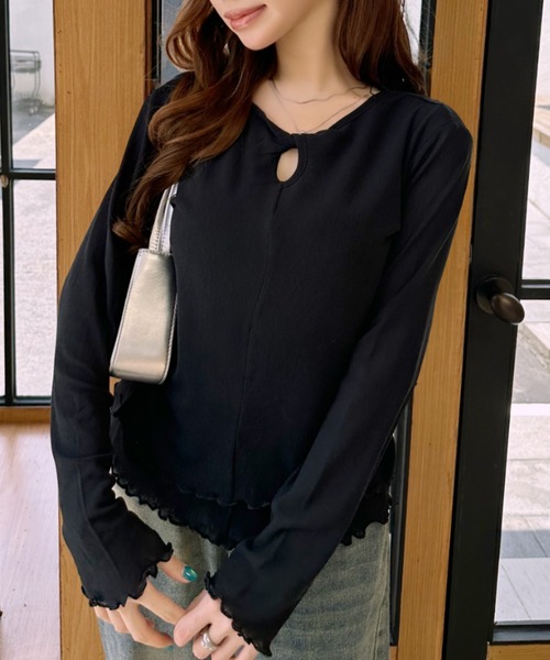 Ada.(エイダ)の「フロントねじり メロウ キーホール ロングスリーブ カットソー(Tシャツ/カットソー・レディース・ブラック/グレー/ピンク/アイボリー・FREE)」の2枚目の写真