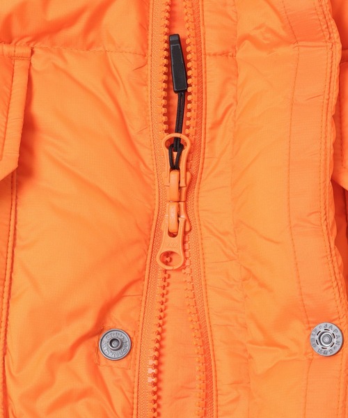MARMOT（マーモット）の「『別注』Marmot×DOORS　DOWN VEST（ダウンベスト・レディース・ブラック/カーキ/オレンジ・ONE）」の9枚目の写真