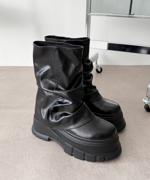 WEGO(ウィゴー)の「WEGO/厚底ルーズミドルブーツ(ブーツ・レディース・ブラック・SMALL/LARGE/MEDIUM)」の8枚目の写真
