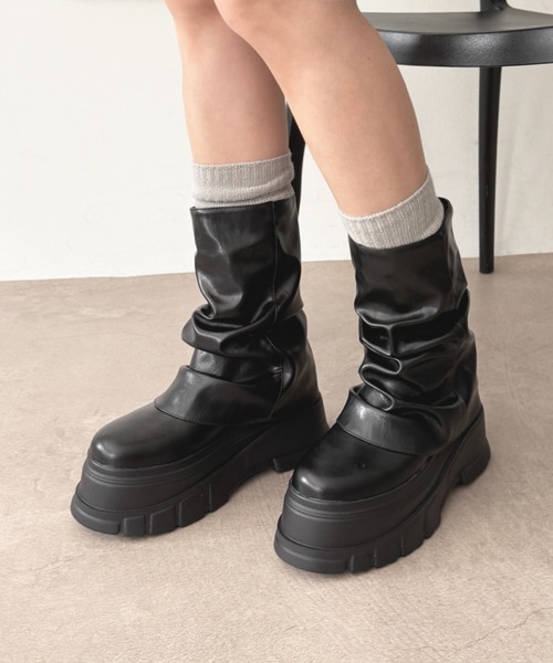 WEGO(ウィゴー)の「WEGO/厚底ルーズミドルブーツ(ブーツ・レディース・ブラック・SMALL/LARGE/MEDIUM)」の11枚目の写真