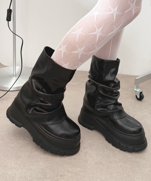 WEGO(ウィゴー)の「WEGO/厚底ルーズミドルブーツ(ブーツ・レディース・ブラック・SMALL/LARGE/MEDIUM)」の15枚目の写真