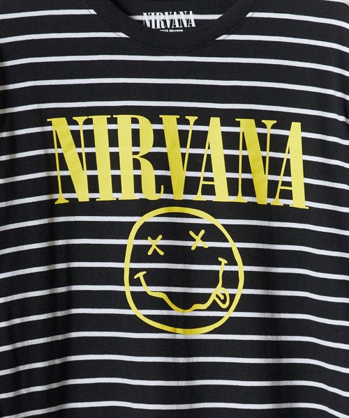 Chick（チック）の「NIRVANA / ニルヴァーナ "Classic Happy Face" Black & White Striped T-shirt クラシックハッピーフェイス ボーダー Tシャツ 前面プリント 長袖 クルーネック ロンT バンドT メンズ レディース 2026年 秋 秋服 冬 冬服（Tシャツ/カットソー・メンズ・ブラック・M/L/XL）」の4枚目の写真